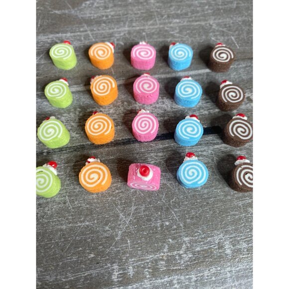 Miniature Dollhouse Dessert Cake Rolls Set Of 20 Crafts Diorama - Picture 4 of 6